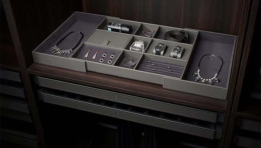 Adjustable Jewellery Box Leather