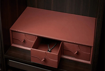 Luxurious Wardrobe Storage System