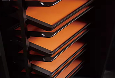 Luxurious Wardrobe Storage System