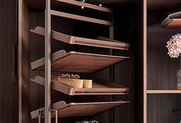 Luxurious Wardrobe Storage System